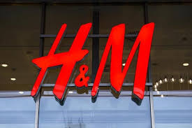 Seven Tips for Shopping Online at H&M
