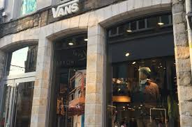 Step into Style with Vans Online Store: Your One-Stop Shop for Footwear and Apparel