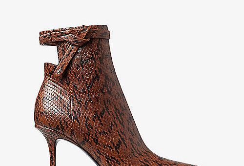 Elevate Your Style: Designer Women's Sale Extravaganza!