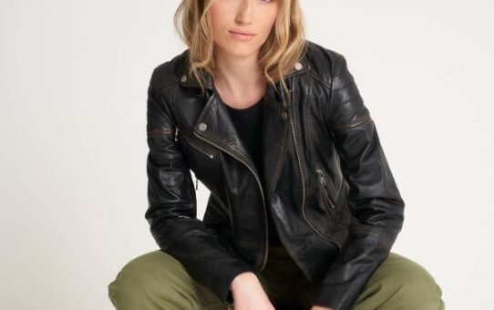Exclusive Women's Leather Jackets Sale: Limited Time Offers on Stylish Outerwear!