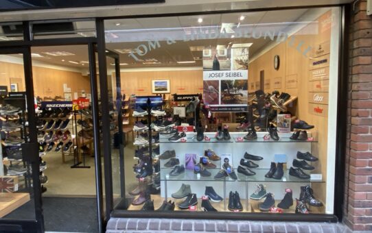 Step Into Style: Discover the Latest Trends at Your Local Shoes Shop