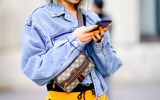 Discount Clothing Websites: How to Find Great Fashion Deals in the UK