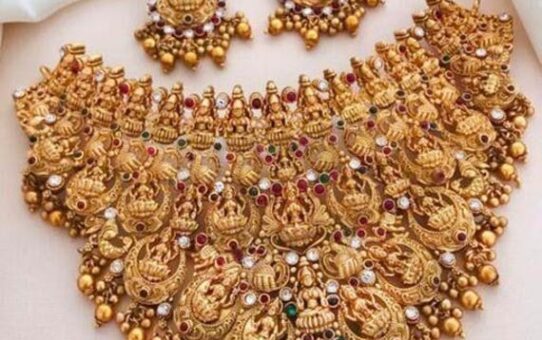 Indian Gold Jewelry Near Me: Finding Traditional Designs in the UK